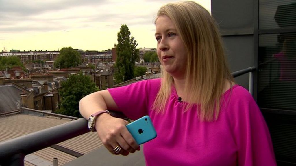 Police investigate 'cyber-flashing'