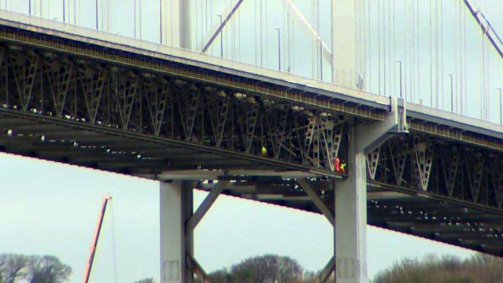Bridge traffic restrictions to continue