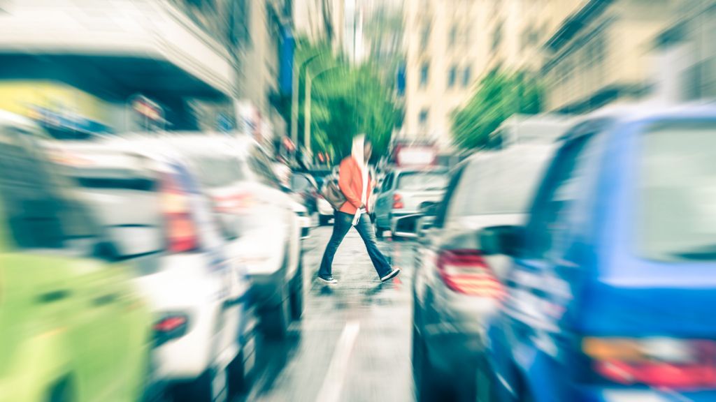 US demands electric cars make noise at low speed