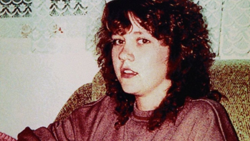 Nicola Payne: New search in Coventry wood after mum's 1991 disappearance