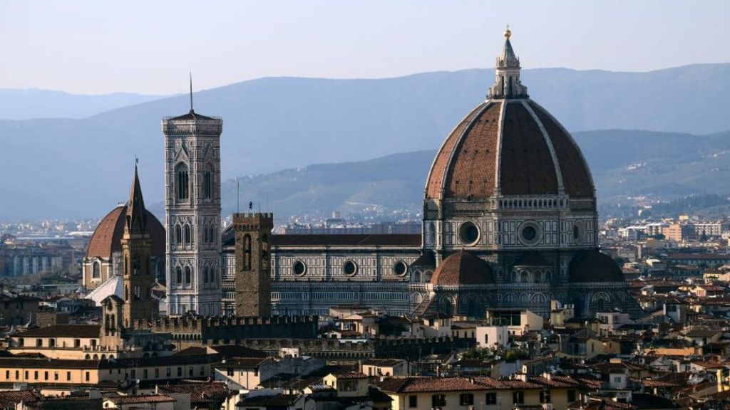 McDonald's sues Florence for 18m euros for blocking restaurant