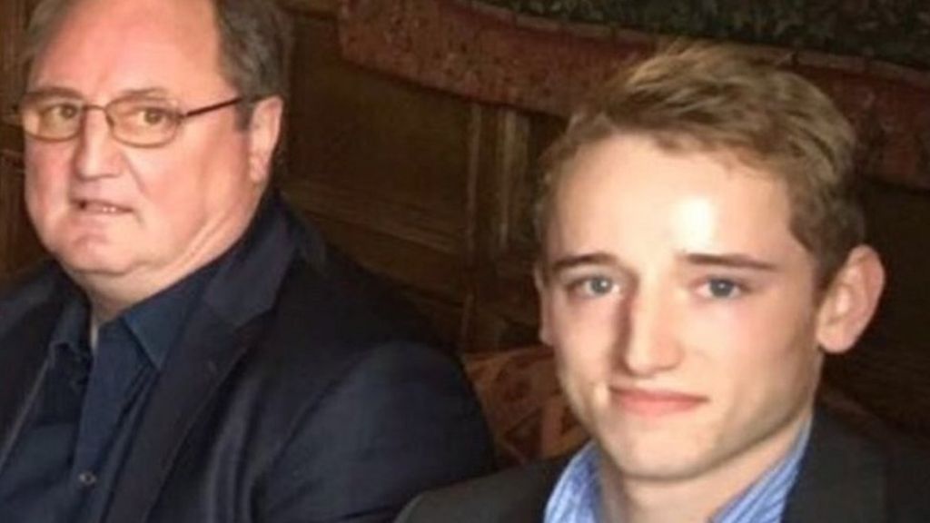 'Skunk death' of peer's son investigated by NHS