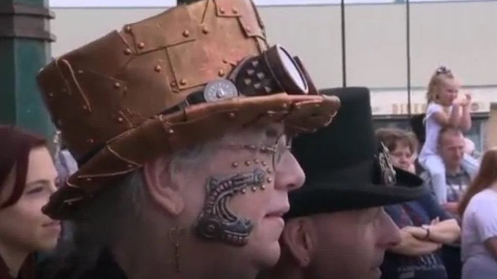 Steampunks: The 'splendid and faintly ridiculous' cult