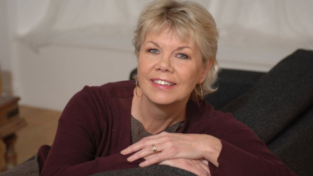 Sally Brampton: Journalist killed herself after 'missed opportunities'