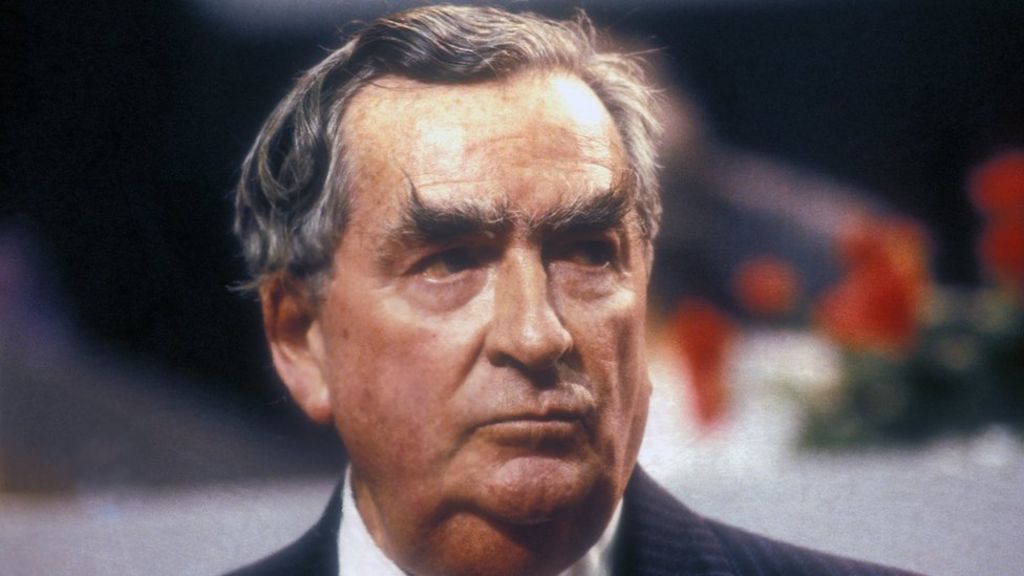 'Labour giant' Denis Healey dies at 98