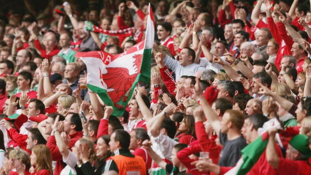 Cardiff travel warning with Wales rugby and football matches