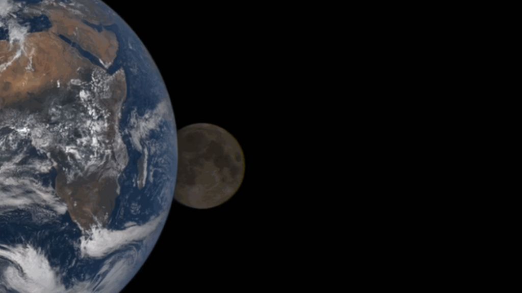 'Million mile camera' views eclipse