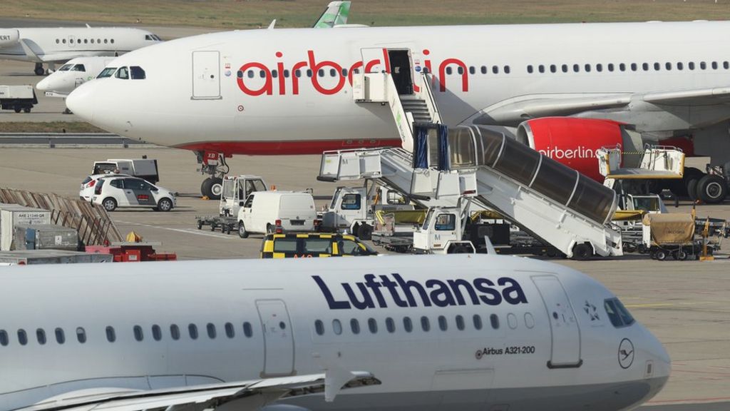 Berlin airports strike to ground more than 650 flights