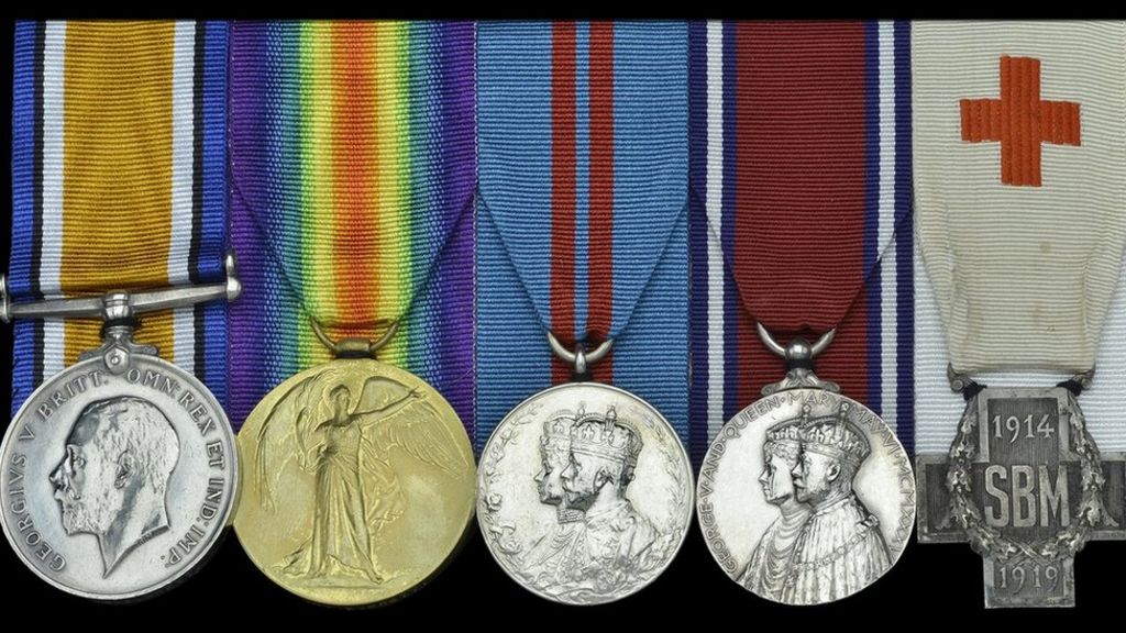 Actress Zena Dare's WW1 medals fetch £1,560 at auction
