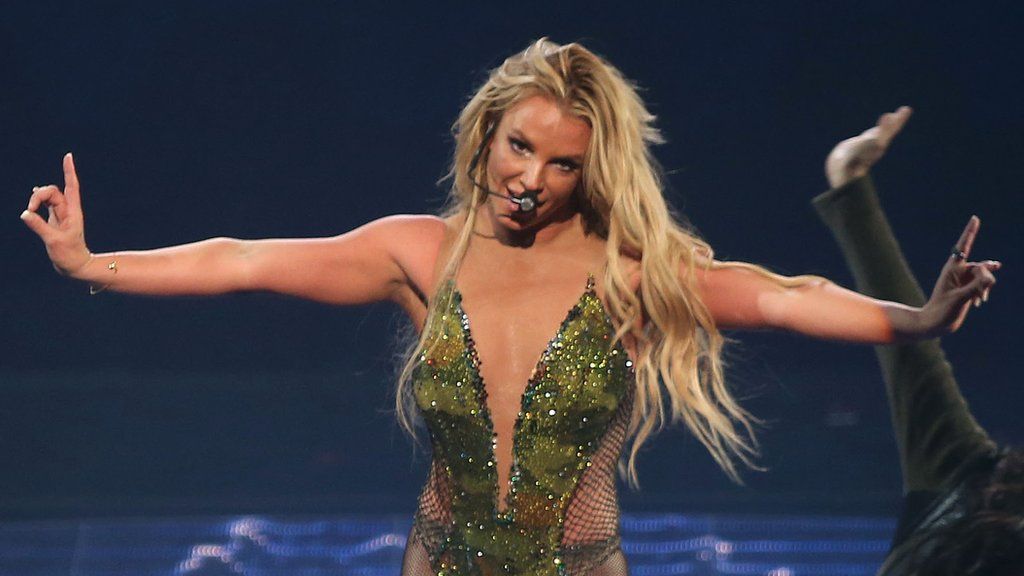 Did she do it again? Britney's first UK show since 2011