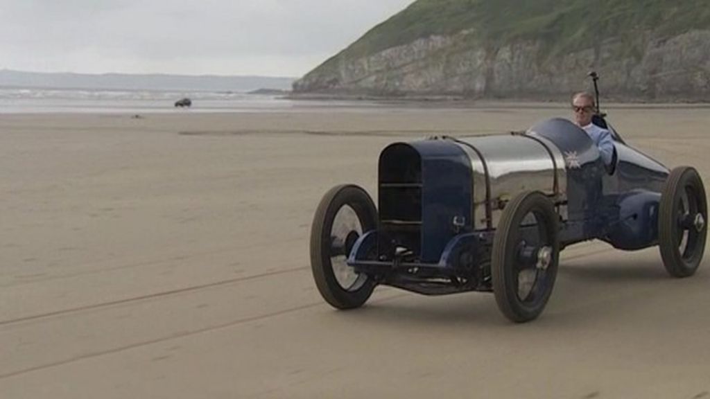 VIDEO: Record breaking Blue Bird flies again