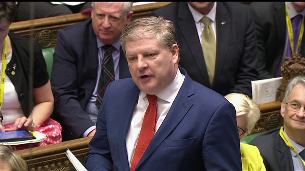 SNP calls on PM to reach Brexit agreement with Scotland