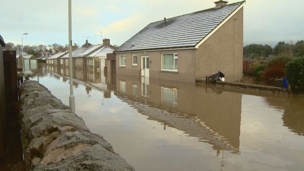 Scotland flooding Homes evacuated and travel disrupted BBC News