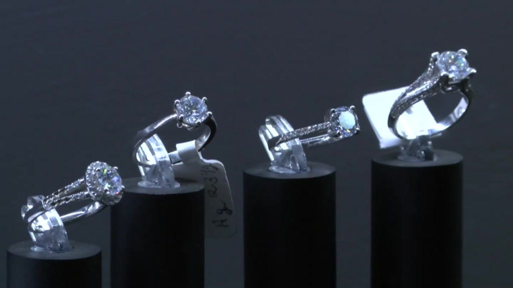Should Botswana break its reliance on diamonds?