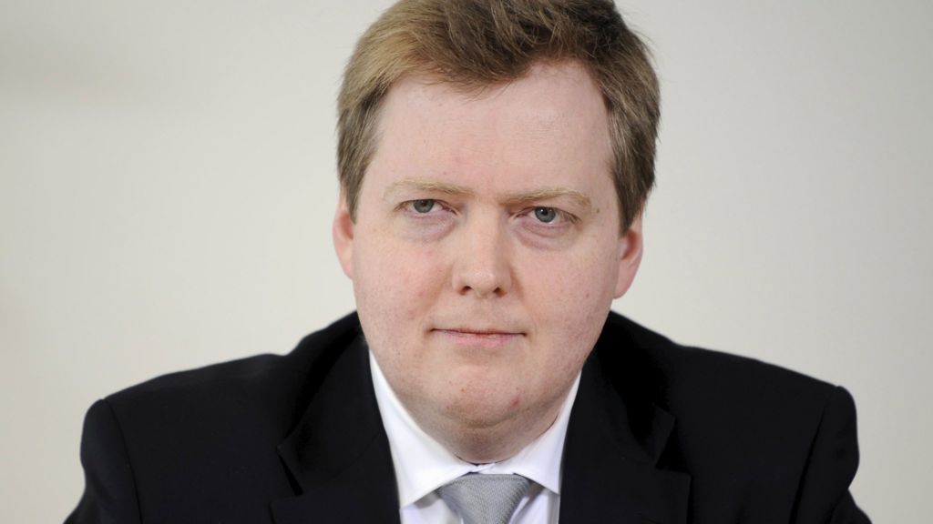 Protesters call on Iceland PM to quit