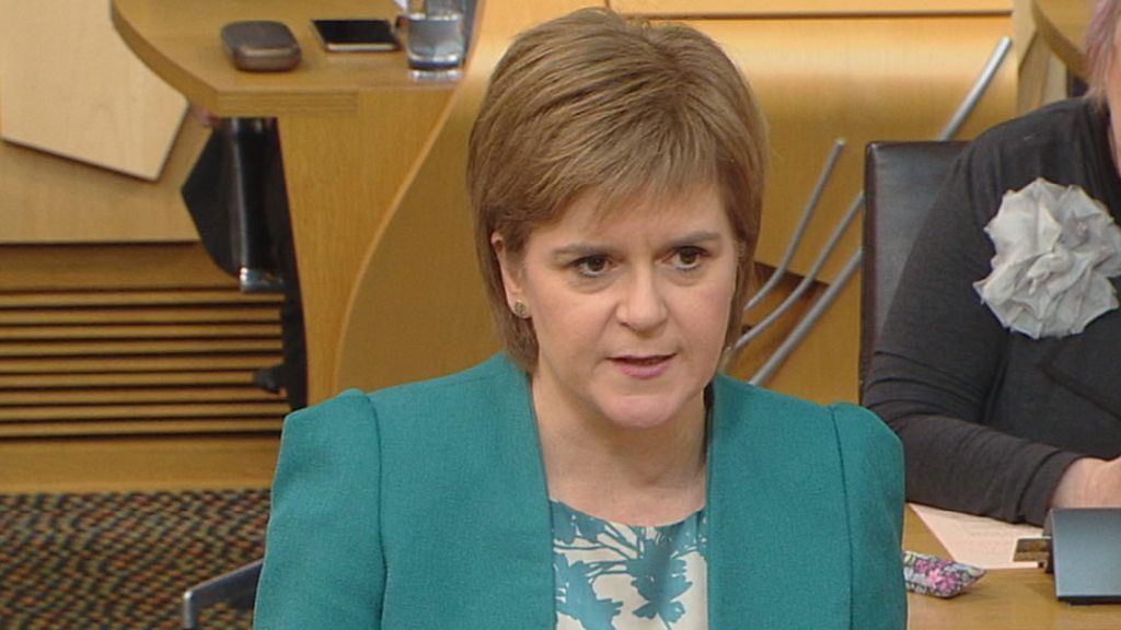 FM Nicola Sturgeon says sorry for Edinburgh rail problems