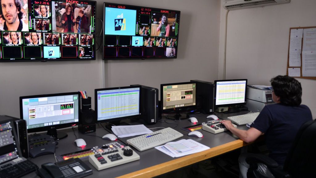 Auction halves number of Greek private TV stations