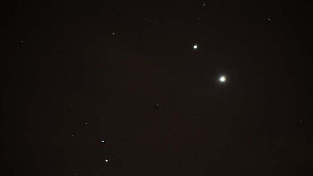 Planets line up for skyline spectacle