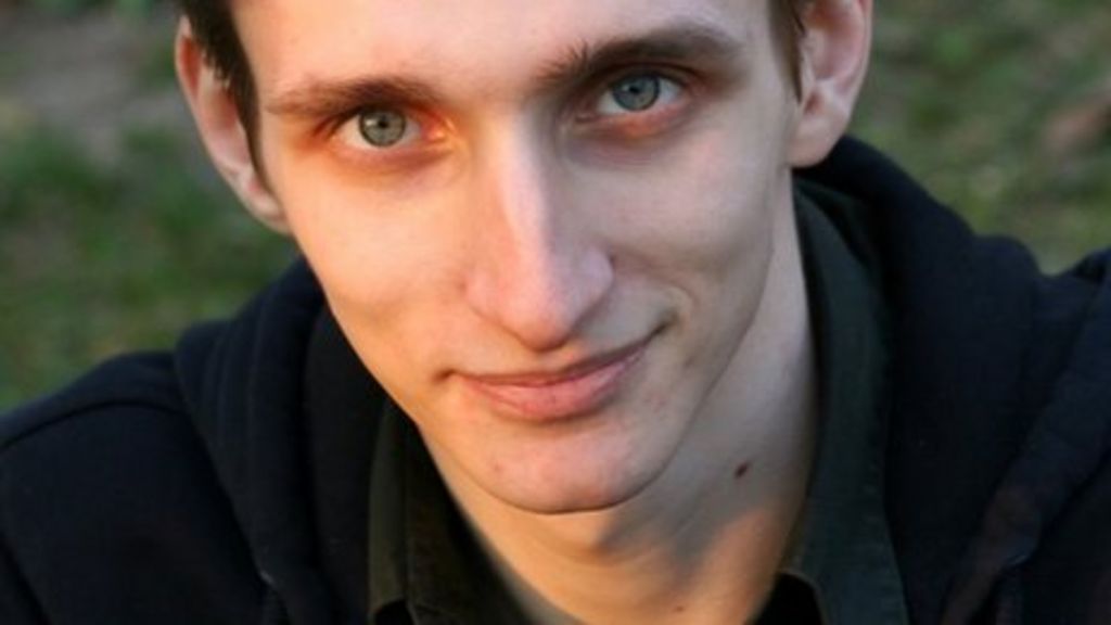 'How I caught my online scammer – and Facebooked his mum'