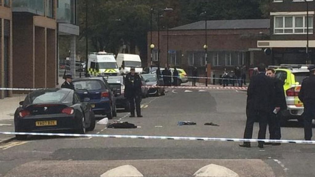 Met detective injured in shooting