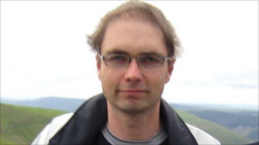 Cancer patient Neil Jones took his own life, coroner concludes - BBC News - _54614659_missing_neil_jones