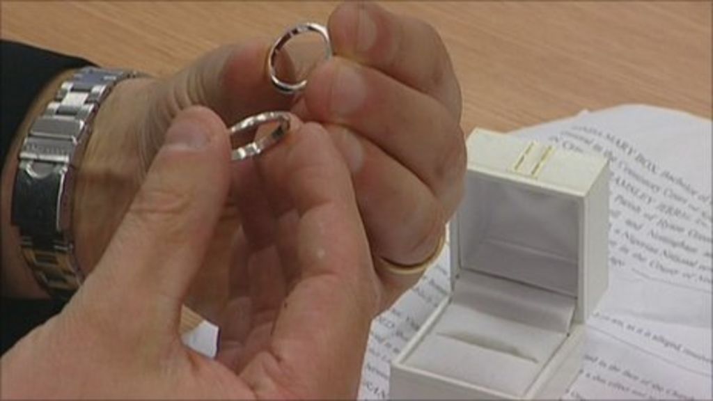 Wedding rings in nottingham