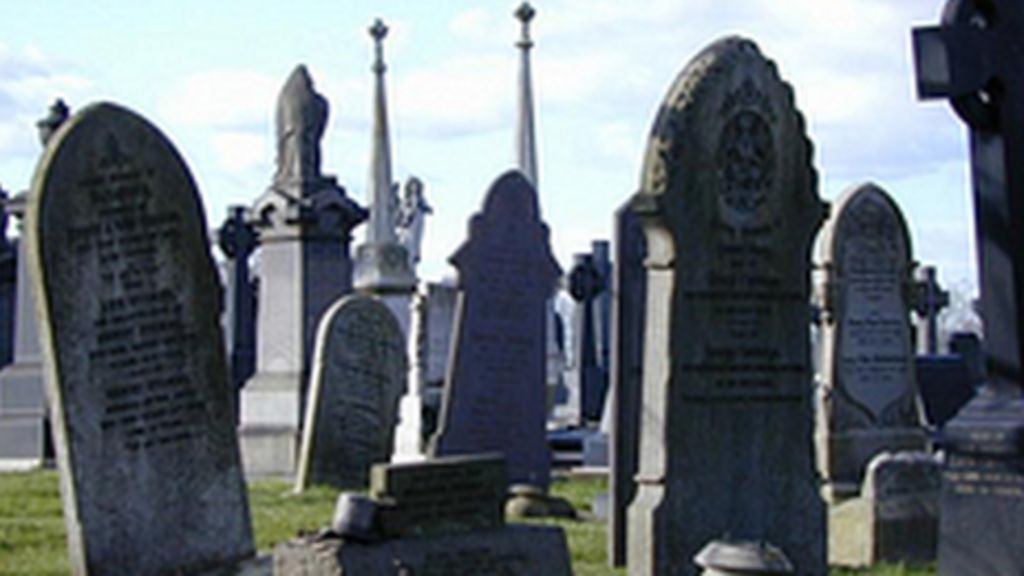 Rugby crematorium and cemetery plans approved BBC News