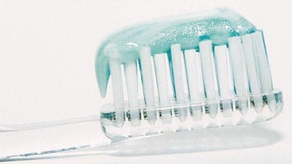 Seaweed toothpaste 'to stop tooth decay' BBC News