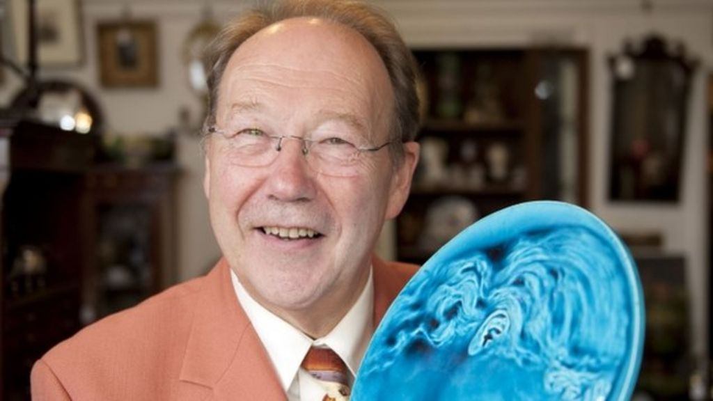 Television antiques expert David Barby dies, aged 69 BBC News