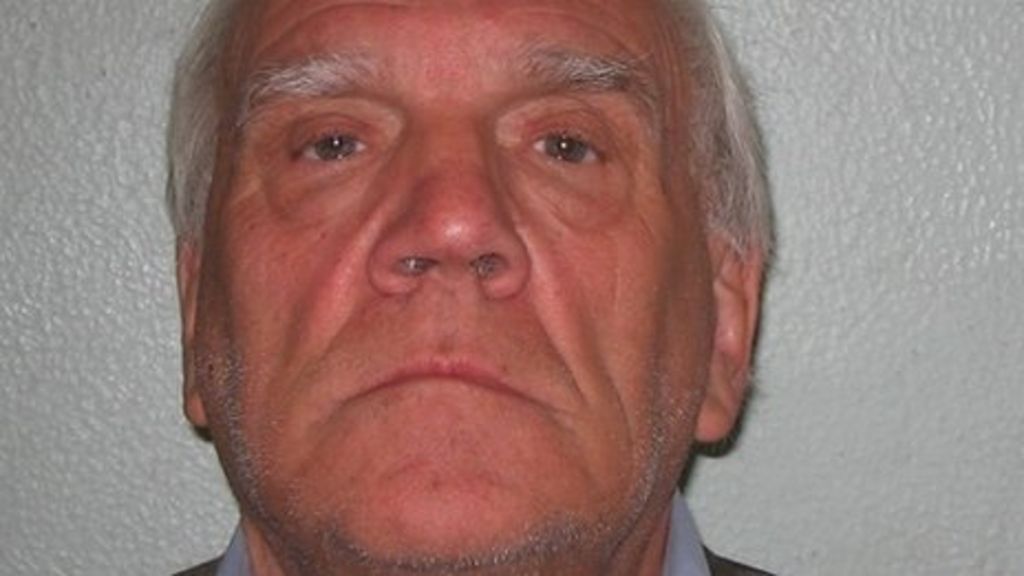 Former London teacher <b>Michael Crombie</b> jailed for sex attacks - BBC News - _64905411_crombie