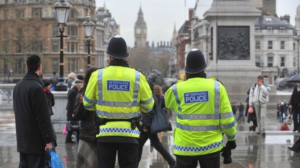 Tom Winsor says outsiders will 'enrich' the police service BBC News