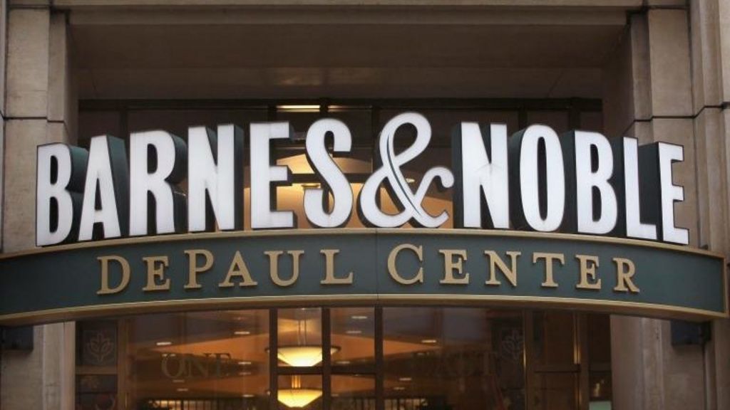 Barnes & Noble founder to buy back bookstores BBC News