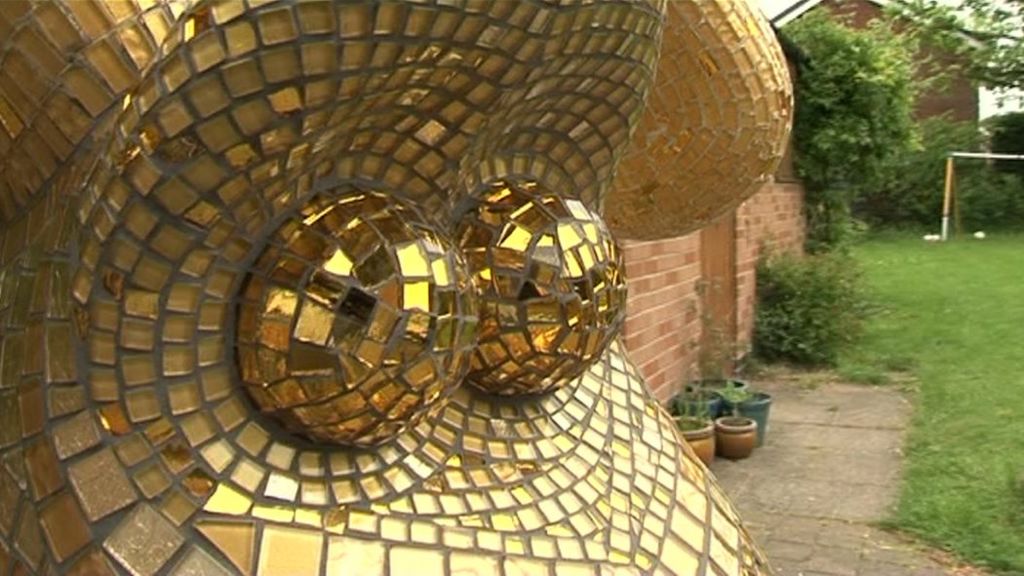 Wallace and Gromit statue made in Nottinghamshire garden for exhibition