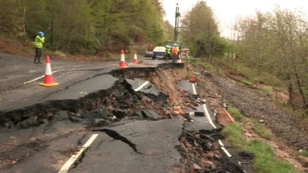 Technology used to tackle UK's increasing landslides BBC News