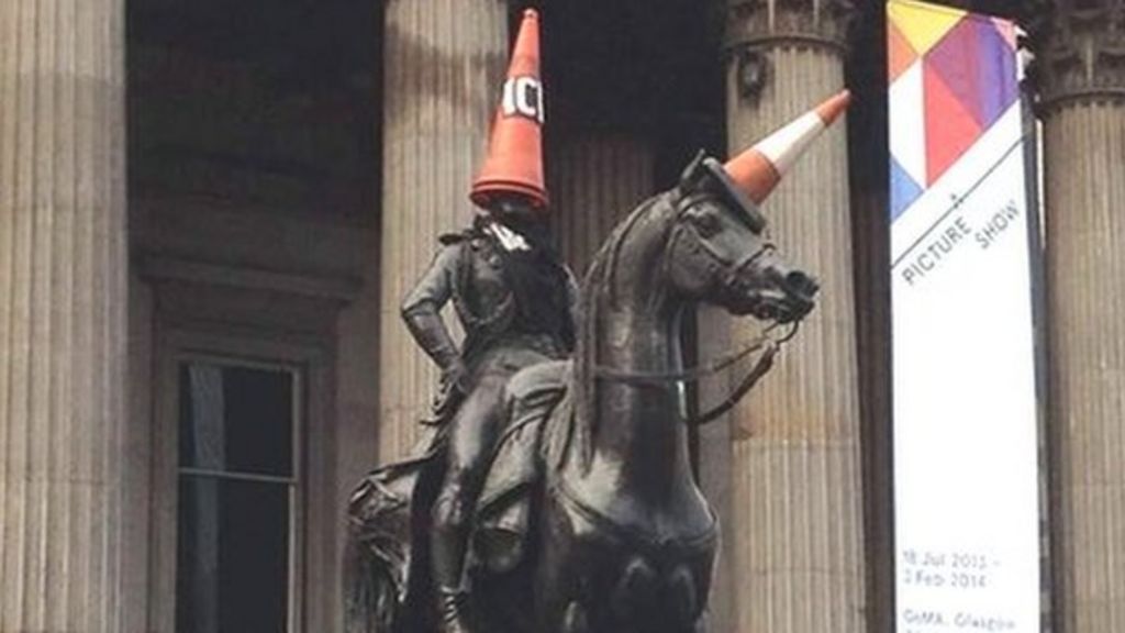 Plan dropped to end cone tradition on Glasgow's Wellington statue BBC