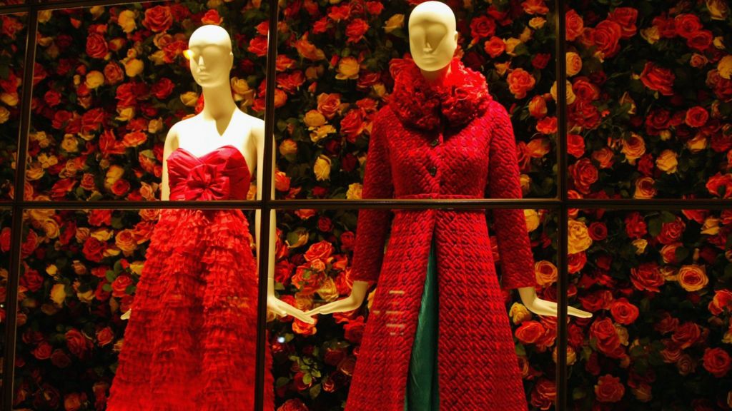 The fall and rise of mannequins that look like real women BBC News