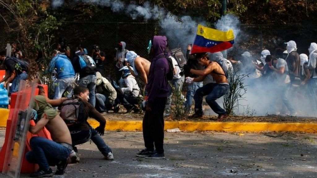 Venezuela Protests Three Killed In Fresh Unrest Bbc News
