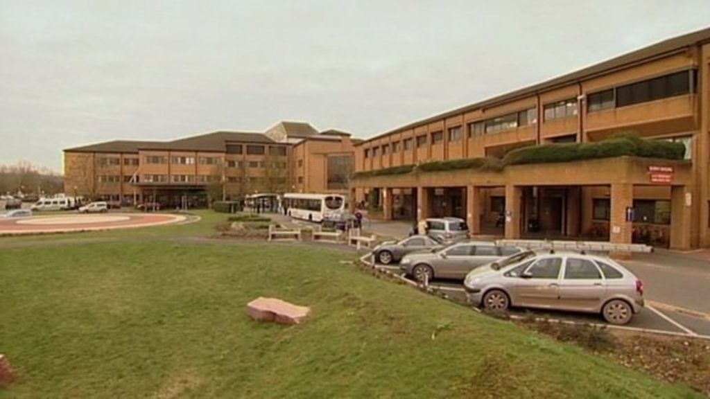 Musgrove Park Hospital faces eye op legal claims BBC News