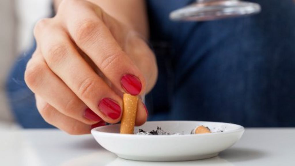 Smoking and breast cancer gene combine 'to raise risk' BBC News