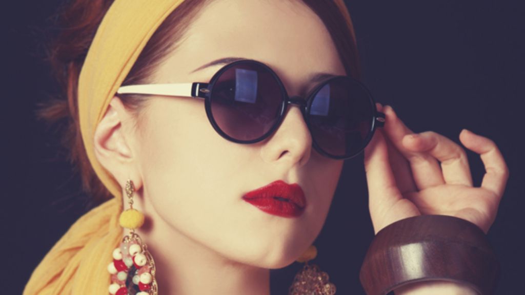 Is it ever acceptable to wear sunglasses indoors? BBC News