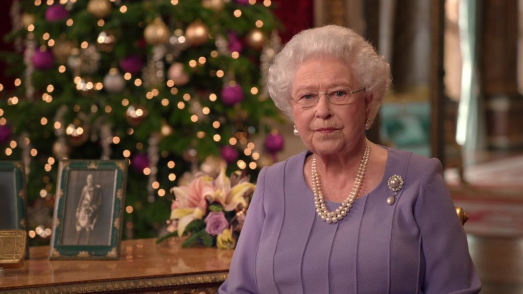 Queen's Christmas message emphasises reconciliation BBC News