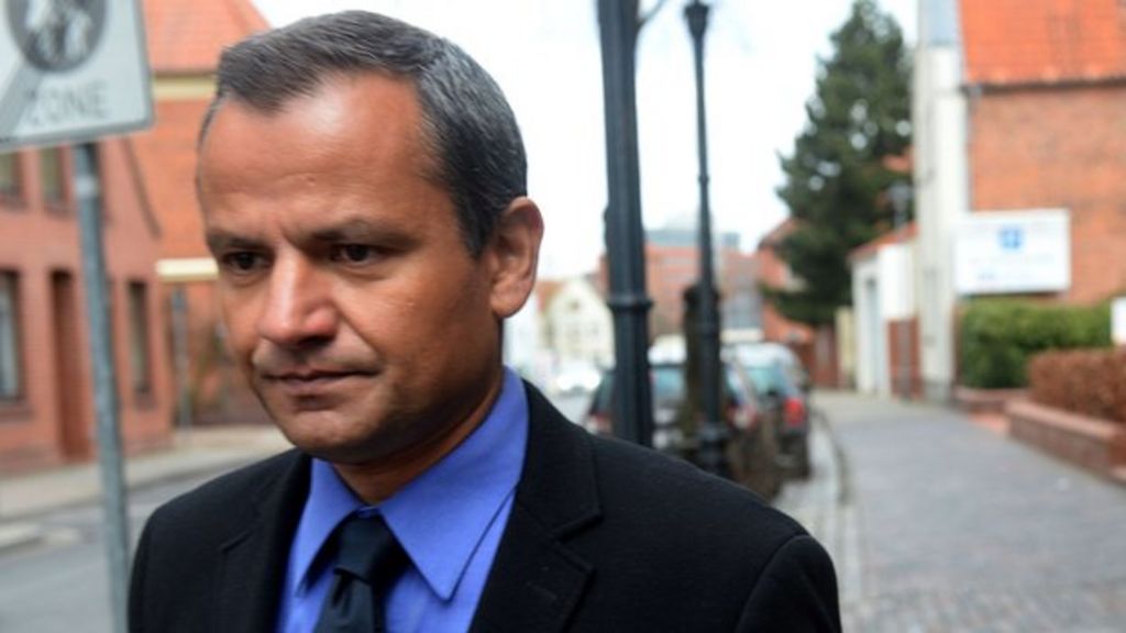 German Politician Edathy Admits Child Porn Trial Ends BBC News