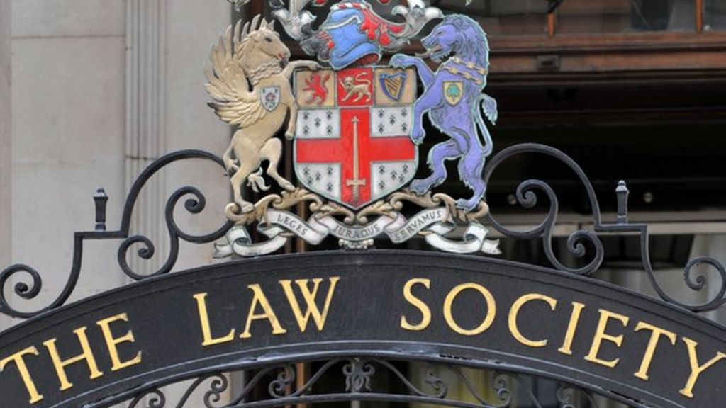 Government scraps legal aid reforms