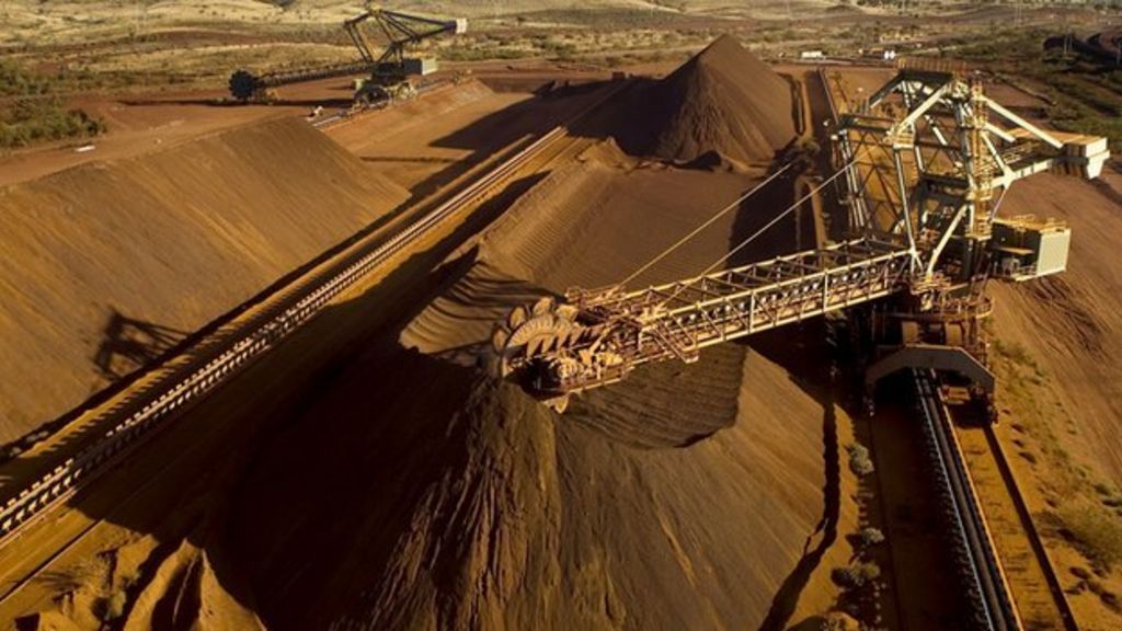 Australian mining towns reel from iron ore price dive BBC News