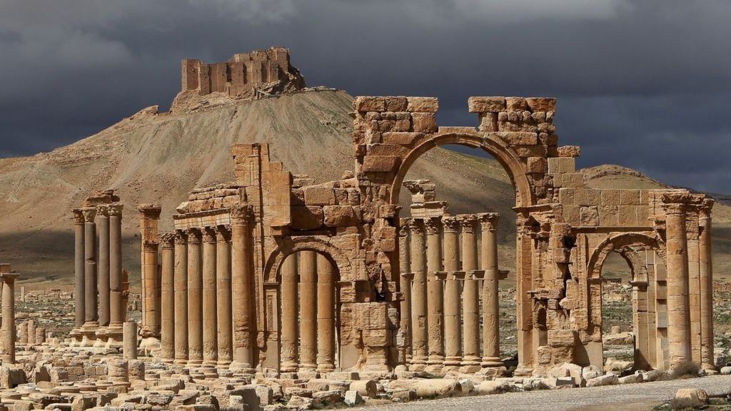 Syria Conflict Is Advances On Ancient Ruins Of Palmyra Bbc News