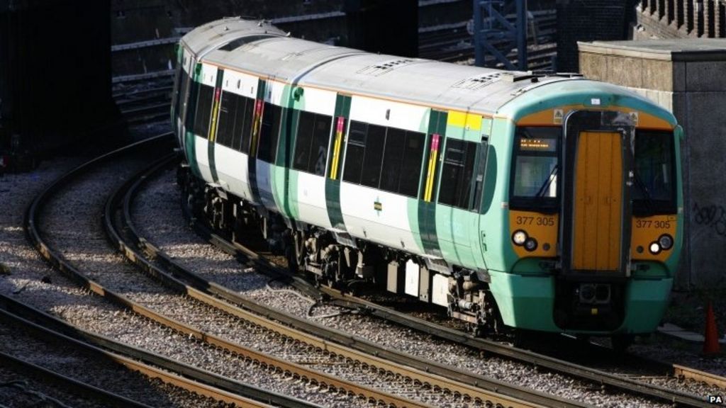 Ministers 'knew about rail delays'