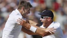 Chris Woakes and Stuart Broad