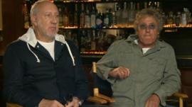 Pete Townshend (l) and Roger Daltrey