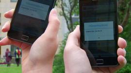 Bumping smartphones