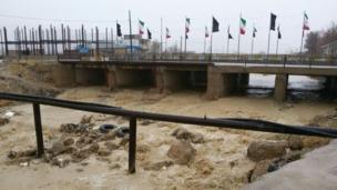 حمیدرضا: رودخانه فارسان چهارمحال و بختیاری پس از مدت‌ها پر آب شده